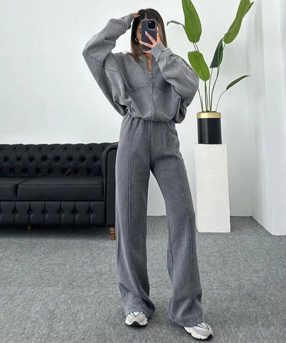 Louise - Comfy Tracksuit